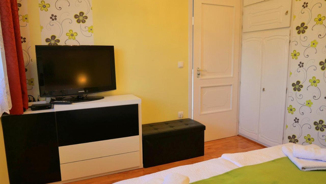 Papp Apartmanhaz Vonyarcvashegy Eksteriør billede
