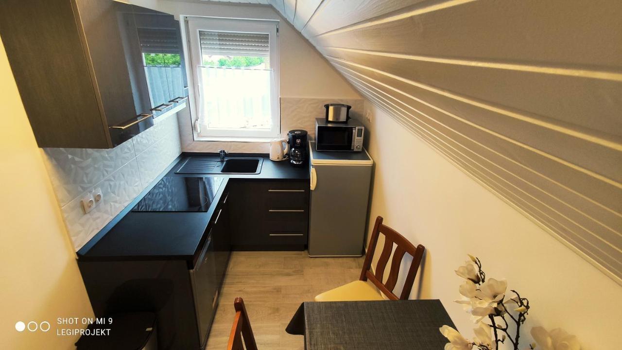 Papp Apartmanhaz Lejlighed Vonyarcvashegy Eksteriør billede